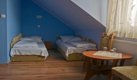Hotel Czardasz Września Oda fotoğraf