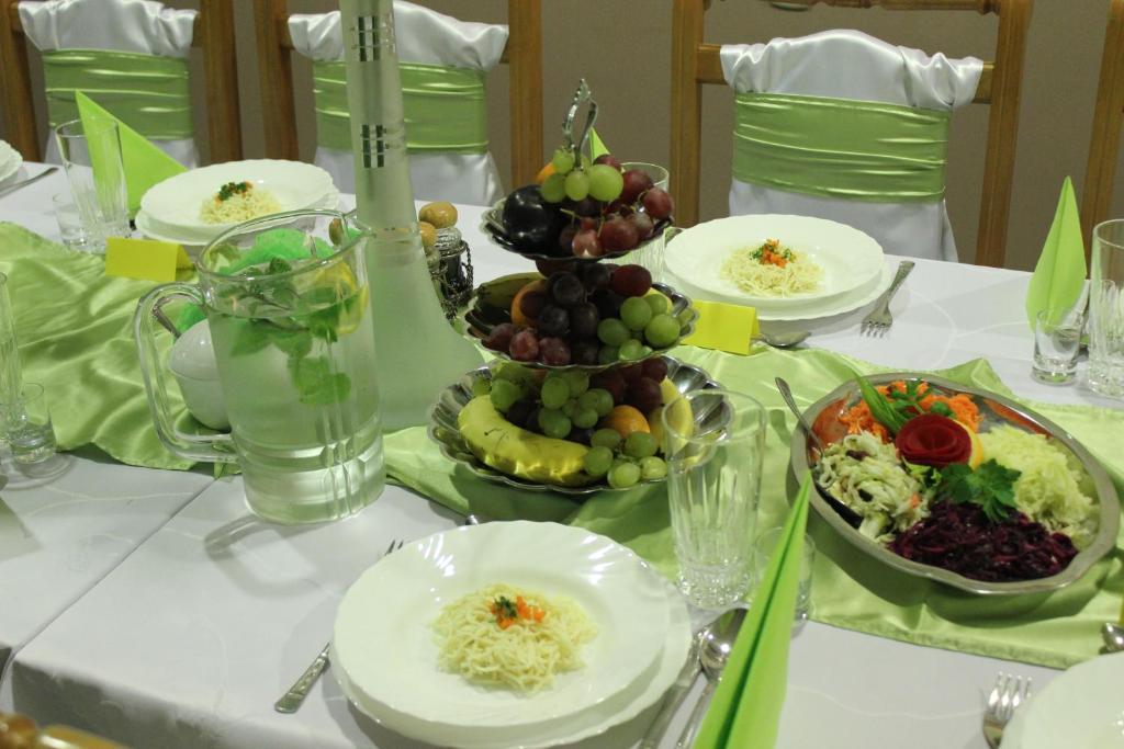 Hotel Czardasz Września Dış mekan fotoğraf