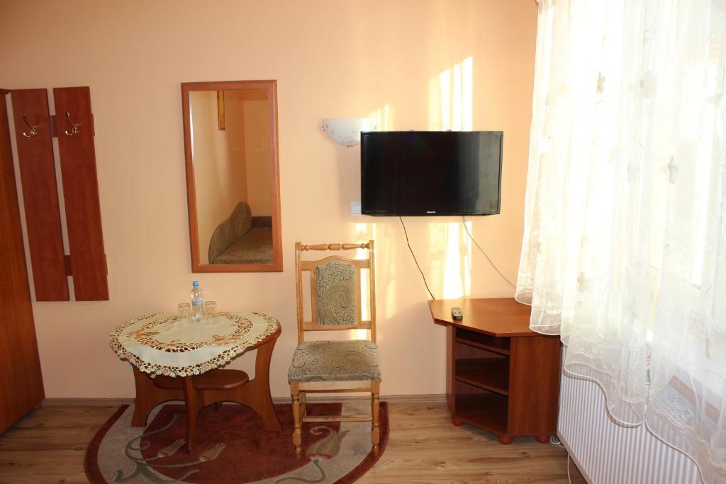 Hotel Czardasz Września Oda fotoğraf