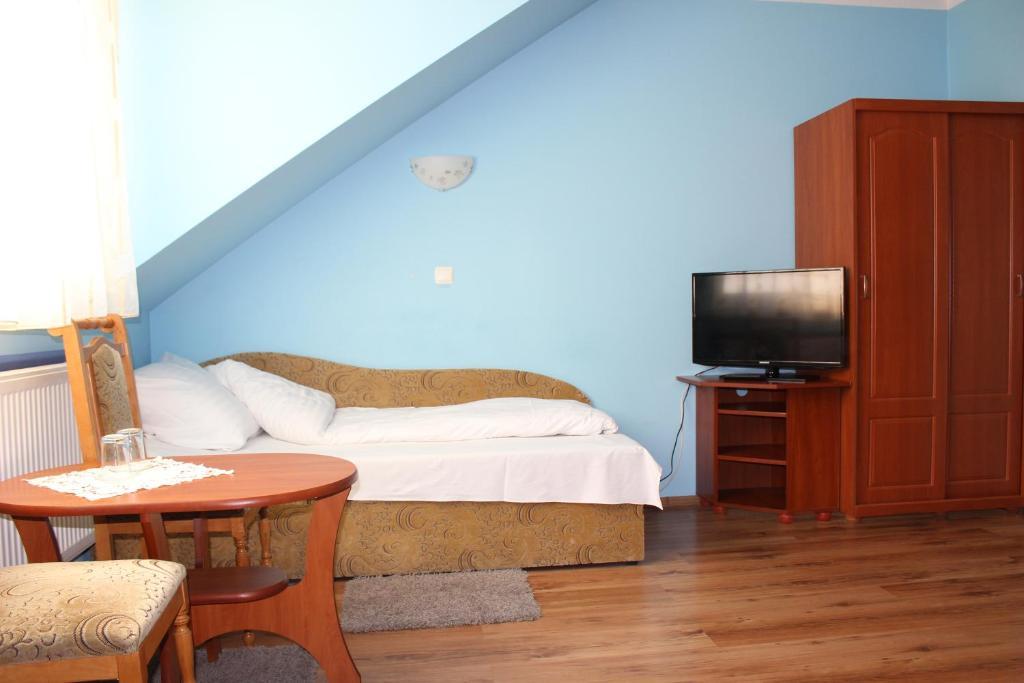 Hotel Czardasz Września Oda fotoğraf