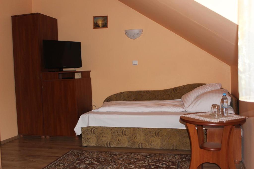 Hotel Czardasz Września Dış mekan fotoğraf